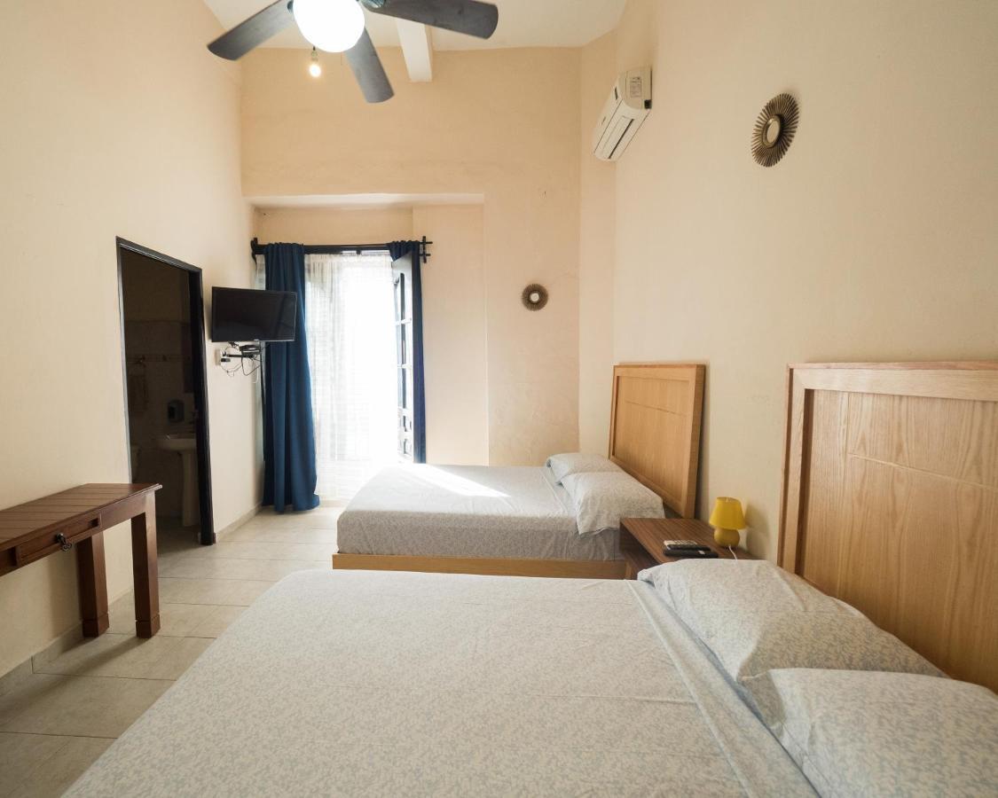 Nido Colibri - Private Rooms And Hostel Dorms In Remate De Paseo Montejo Mérida Exterior photo